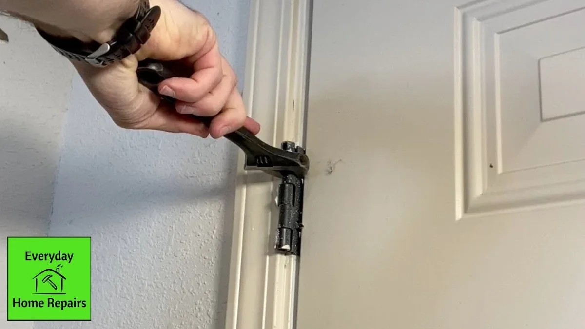 Een potlood in je slot: hoe je vastgelopen deuren in 30 seconden reparaert - image 1