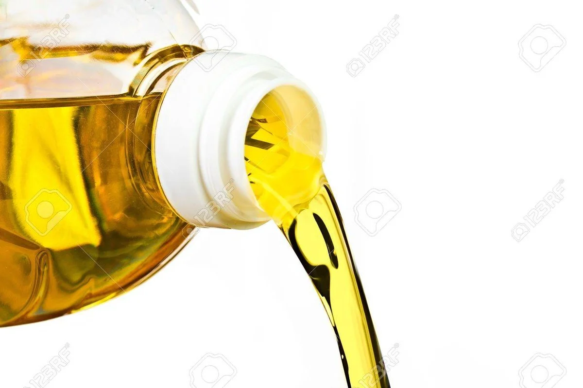 Loodgieters waarschuwen: giet NOOIT deze olie door de afvoer - image 2