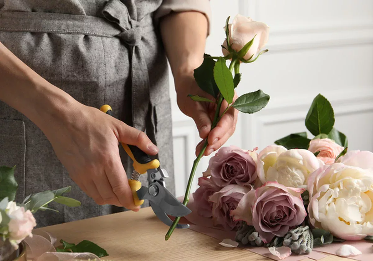 Tuinders onthullen: waarom je bloemen nooit in koud water zet