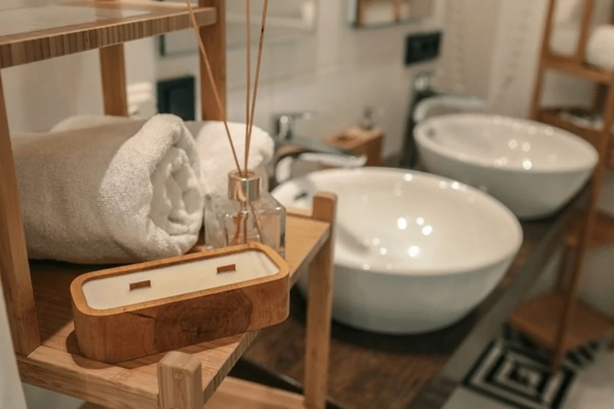 Waarom thuiswerksters een kaars in hun toilet zetten - image 1