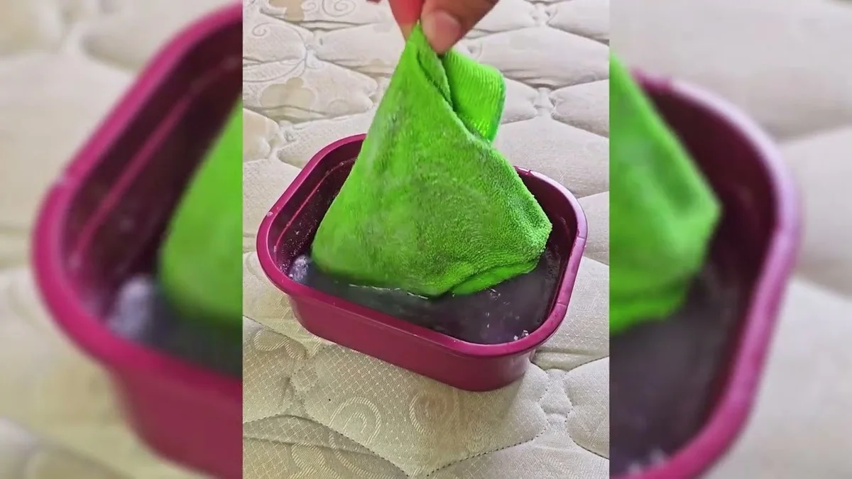 Zout op je matras sprenkelen en 24 uur wachten – het resultaat verbaasd je