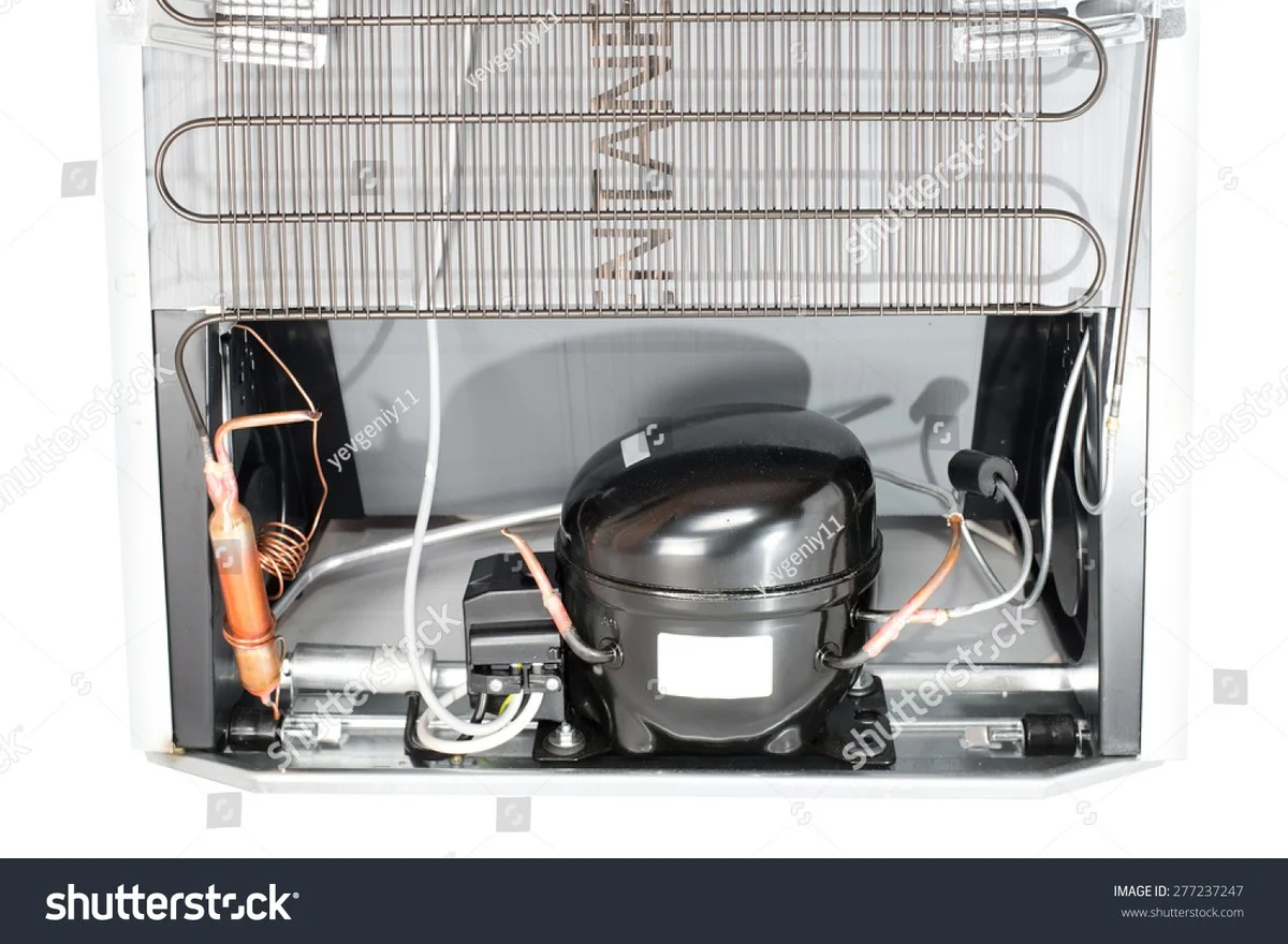 Bakingsoda achter je koelkast plaatsen doet iets verrassends met je elektriciteitsrekening