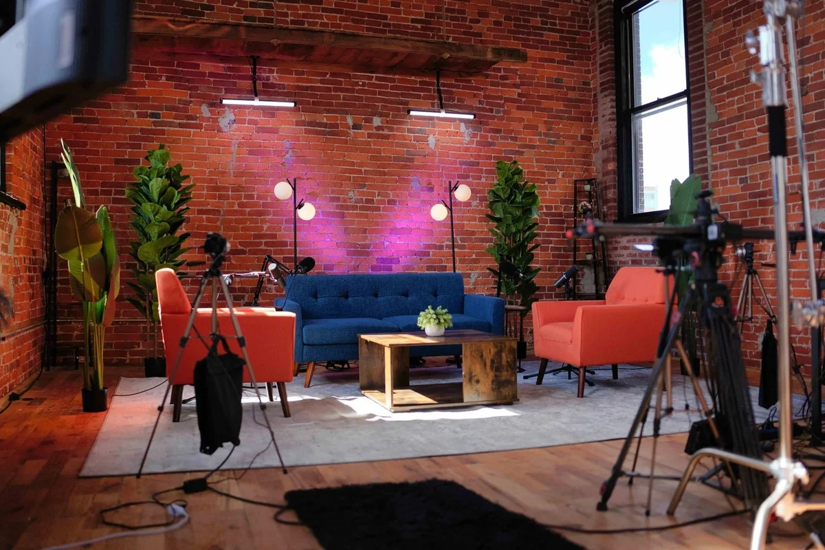 De podcastwoede in Litouwen: waar je maanden op een studioruimte moet wachten - image 1