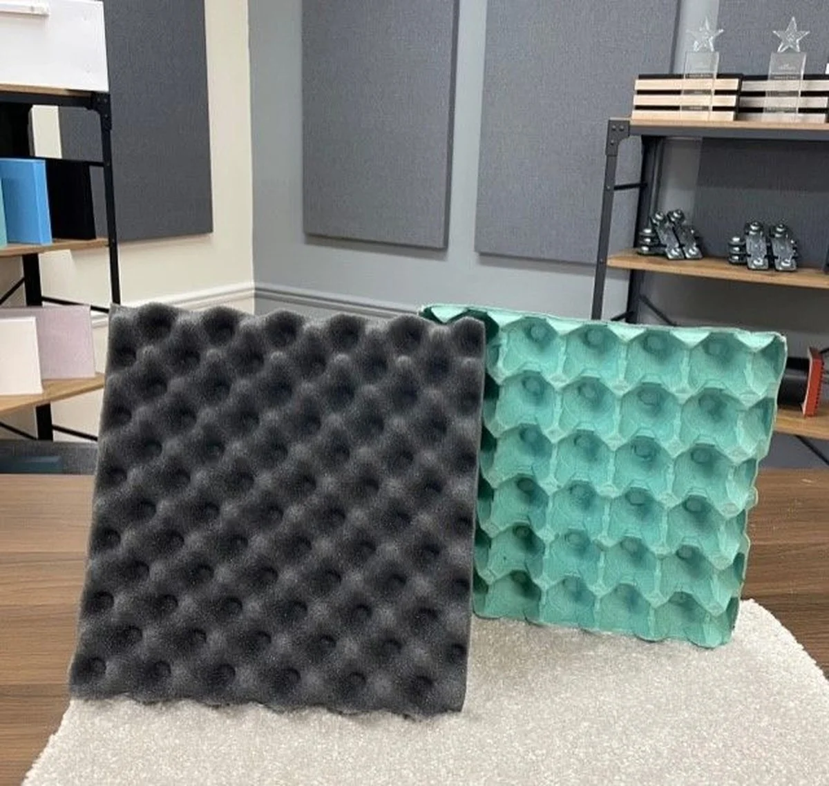 Een eierdoos onder je bed: het onverwachte voordeel dat slaapkwaliteit verhoogt - image 1