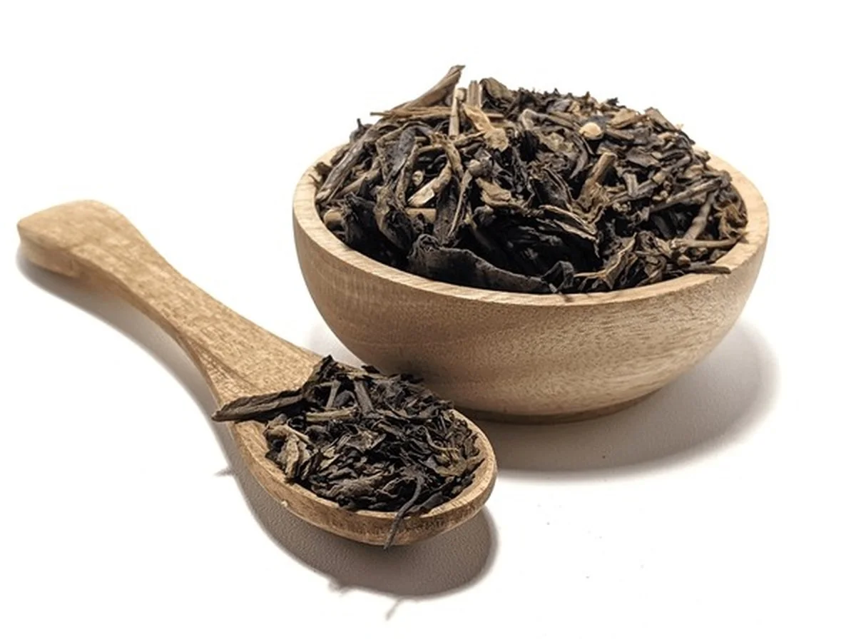 Koude thee tegen vlekken? Dit werkt sneller dan bleek