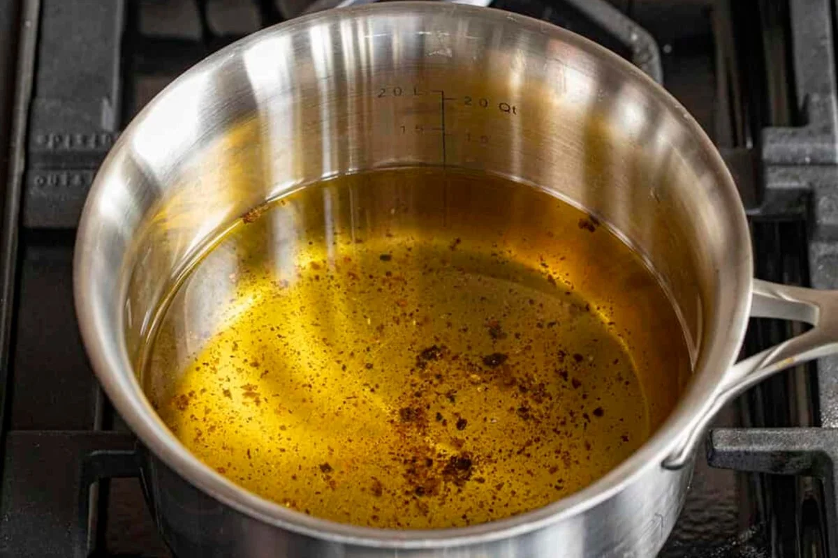 Loodgieters smeken je: giet nooit deze olie in de afvoer - image 1