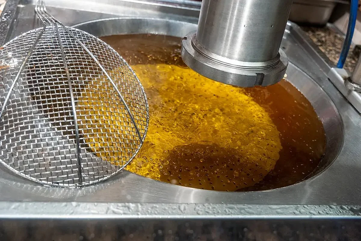 Loodgieters smeken je: giet nooit deze olie in je afvoer - image 2