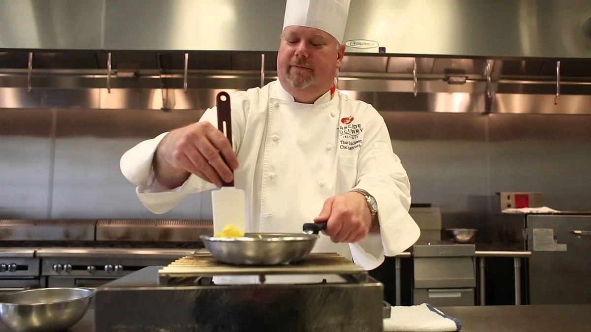 Waarom topkoks altijd azijn toevoegen aan kokend ei-water - image 2