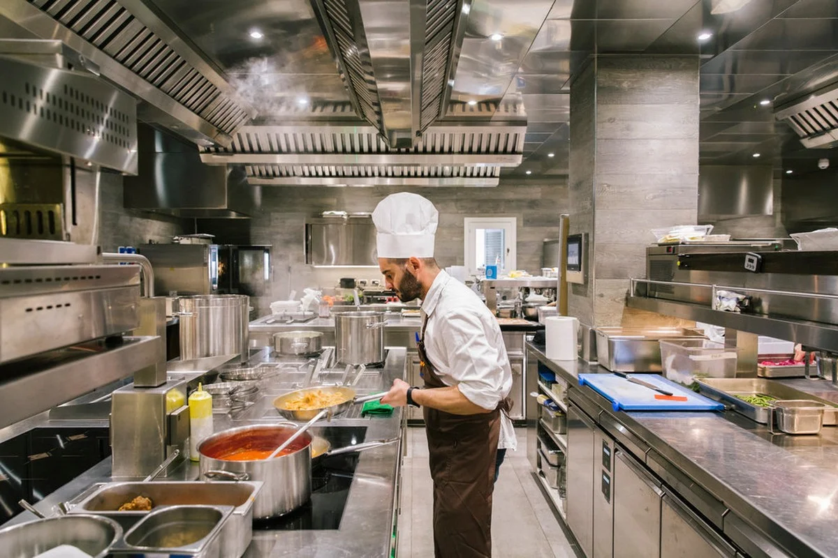 Waarom topkoks altijd azijn bij kokend water met eieren doen - image 2