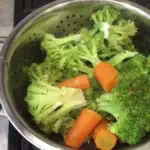 Bamboekmatje in de keuken: dit trucje vervangt je stoomapparaat