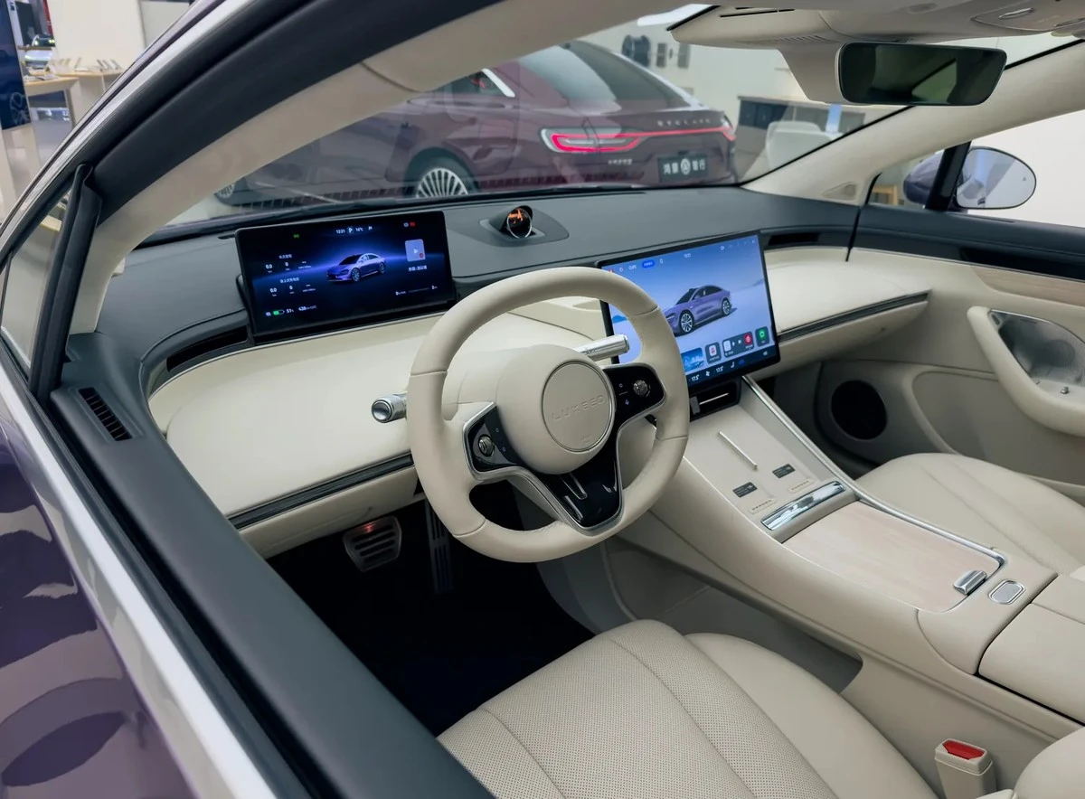 De waarheid over elektrische auto's: waarom ze maar 3 jaar meegaan (en wat je eraan kunt doen)