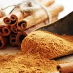 Kaneel: Het Goedkope Keukenkastje Wapen Tegen Suikerpieken en Darmproblemen