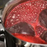 Koken met rode bieten: 25 minuten, geen geur en schone potten dankzij deze slimme techniek