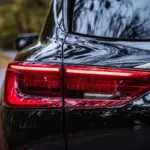 Nieuwe EU-regel: Knipperende remlichten worden standaard op alle auto's vanaf deze datum