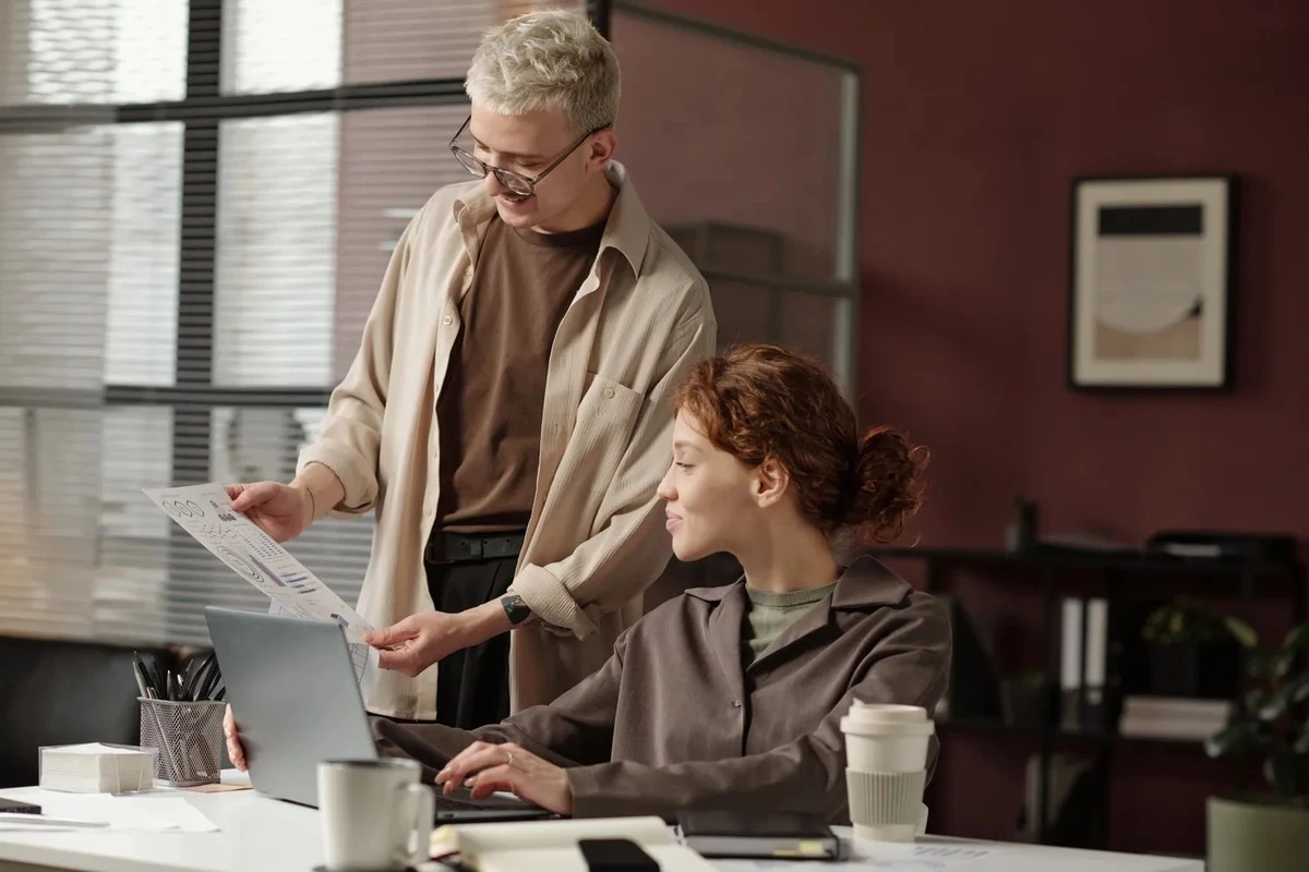 Waarom Gen Z banen zat is: minder dan gedacht en de verrassende echte reden