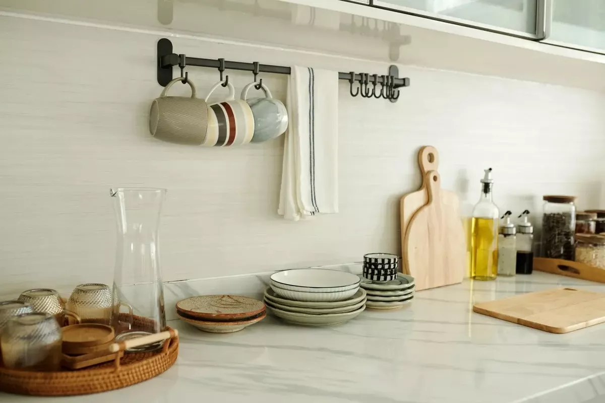 Waarom je keukenkasten er 's ochtends rommeliger uitzien dan die van je Koreaanse buurvrouw