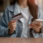 Waarom je kledingkast de grootste geldverslinder is: experts onthullen de verborgen kosten van status-items