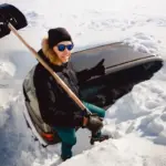 Winterse apocalyps: meer dan 60 cm sneeuw in de VS, steden platgelegd en noodtoestand uitgeroepen