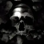 De verborgen schedel: Hoe een archeologische vondst een koninklijke identiteit onthult