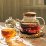 Een kopje thee en uw kamerplanten bloeien weer: simpele meststoffen die slechts weinigen kennen