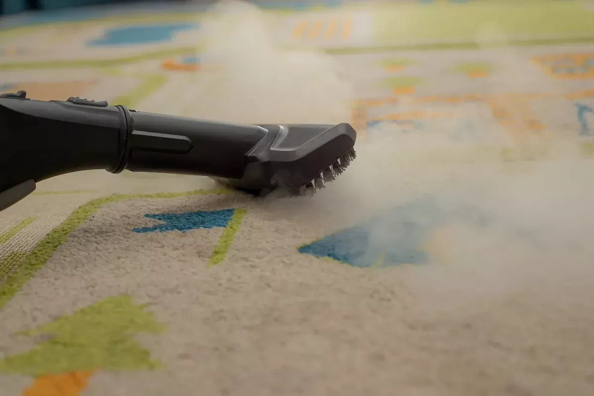 Eenvoudige huis-truc verwijdert vlekken en geuren zonder dure chemicaliën