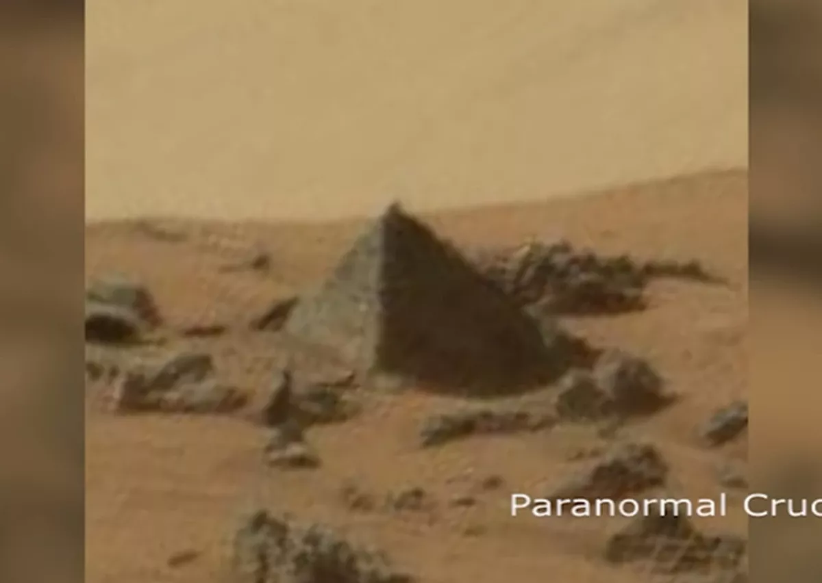 Marse ontdekt: Een gigantische Cheops-tweeling in NASA-foto – Is dit een oude piramide? - image 1