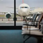 Waarom vliegtickets wereldwijd duurder worden – en wat je eraan kunt doen